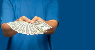 Payday Loans vs. Installment Loans